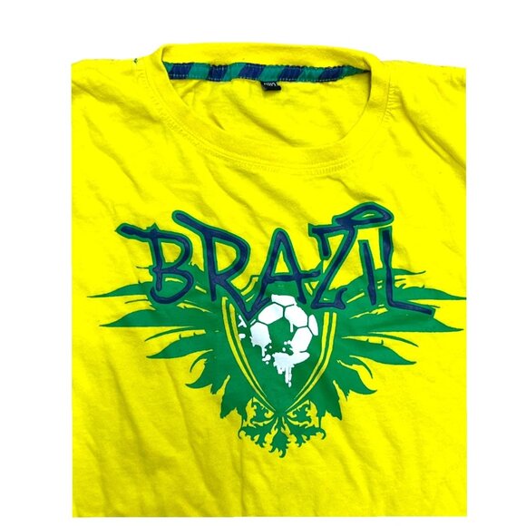 Nike Brazil Yellow & Green Jacket & T-Shirt Combo - Picture 6 of 8